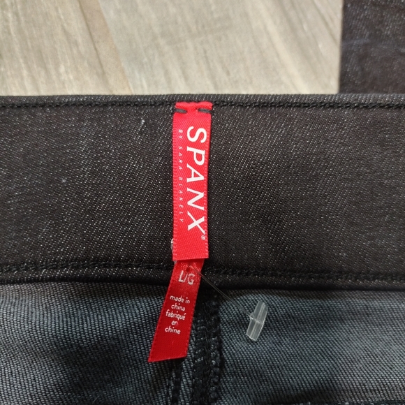 Spanx Women's Distressed Skinny Jean Leggins Base - Picture 3 of 14